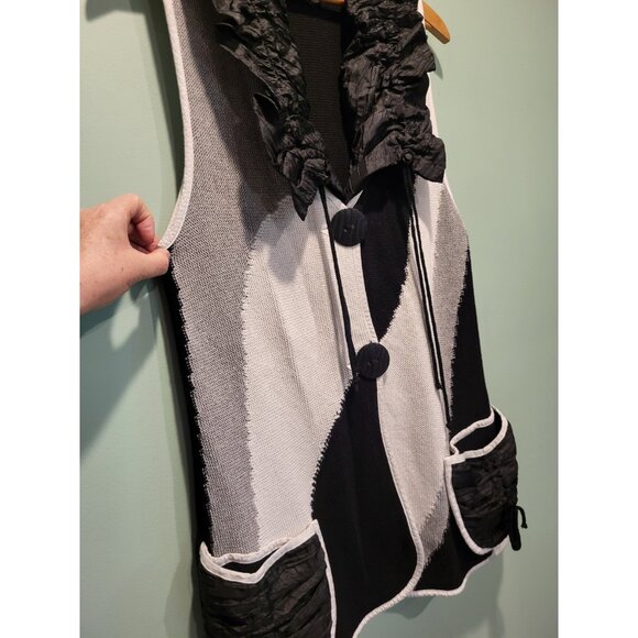 Tivoli Of Ireland Black White Artst Knit Long Sweater Vest Pockets Sz L - Picture 5 of 6